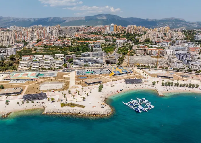 Apartament First Vestibul